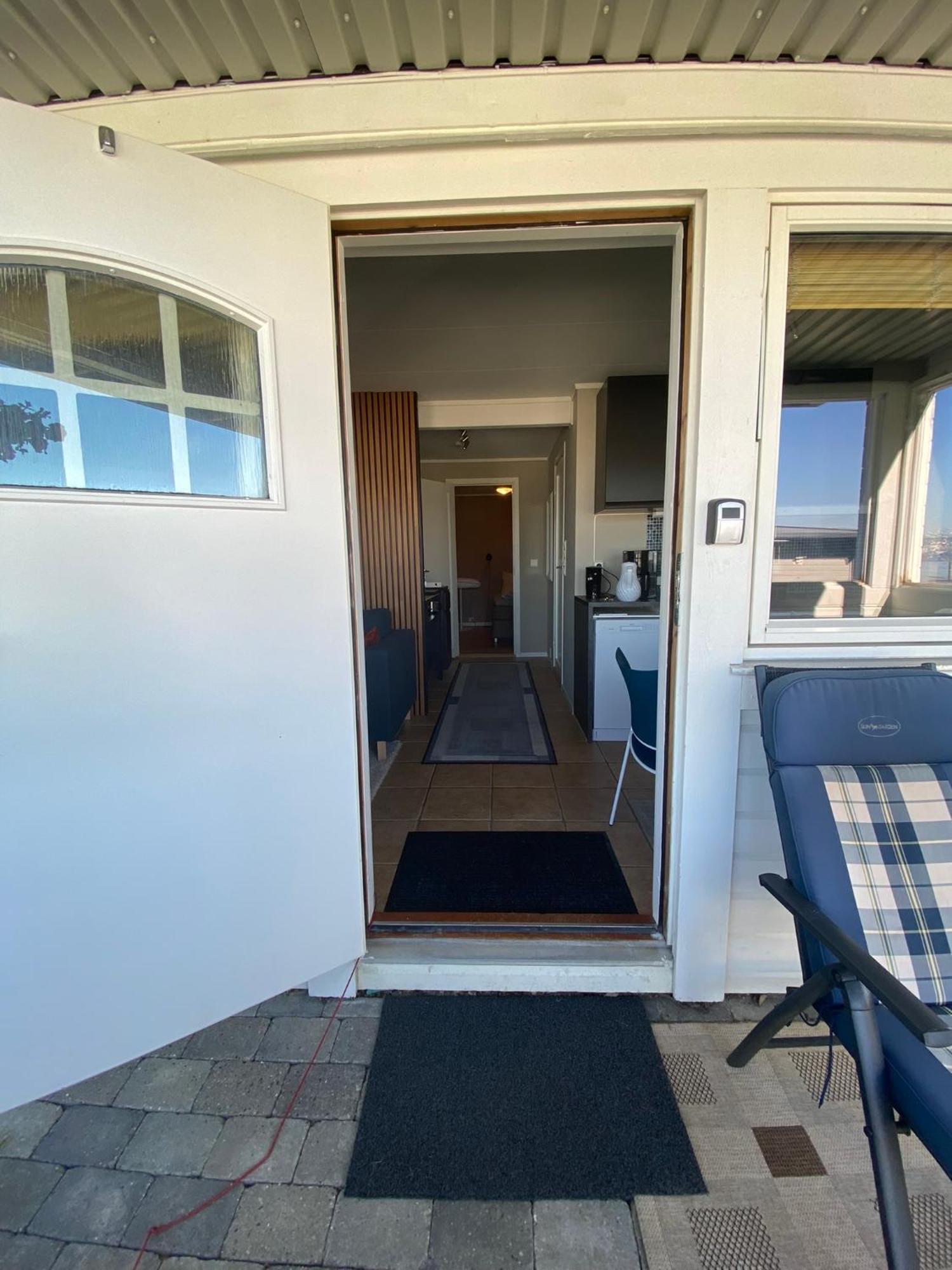 Polar Cozy Apartment - With View And Free Parking Tromso Exterior photo
