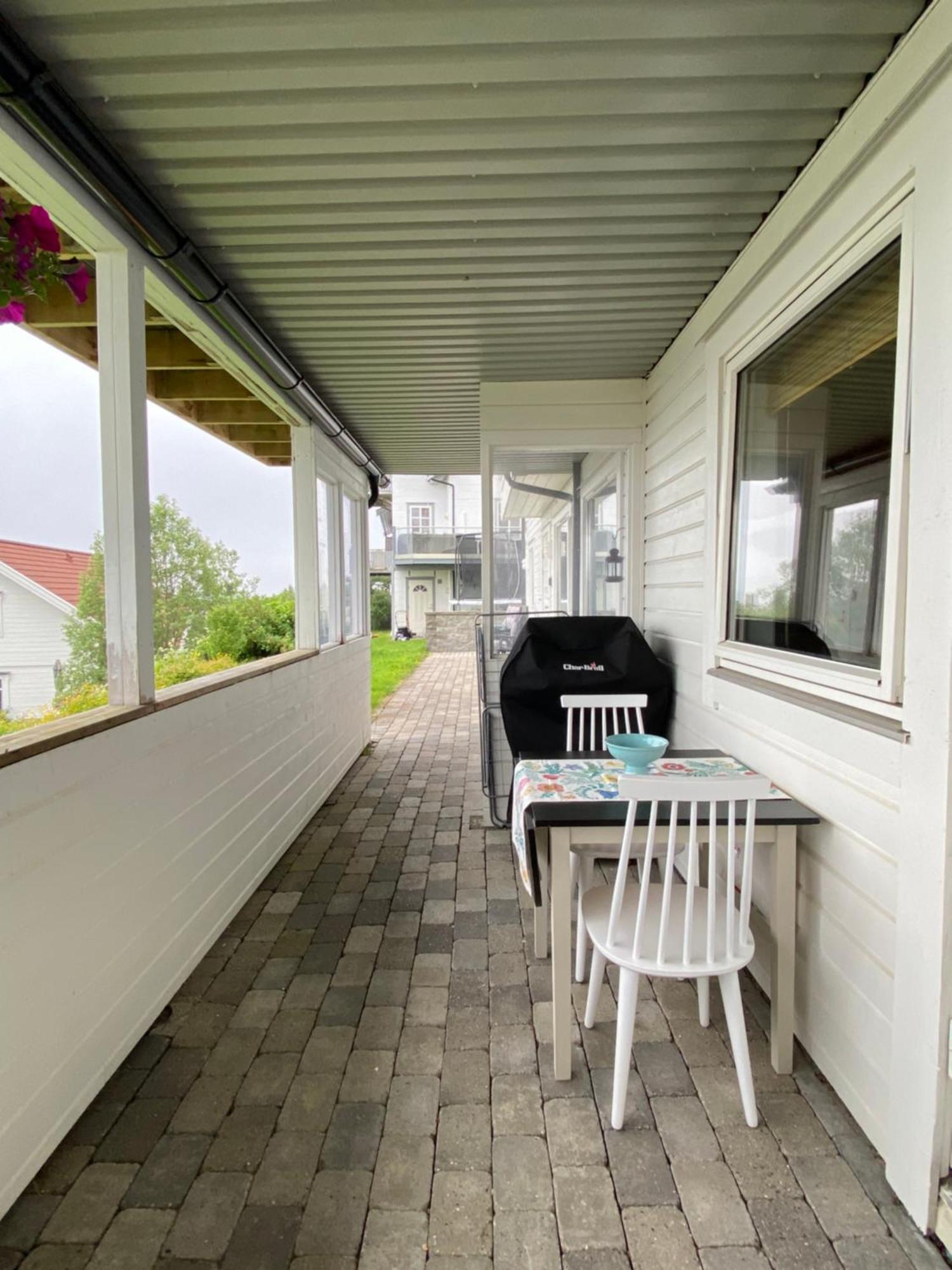 Polar Cozy Apartment - With View And Free Parking Tromso Exterior photo